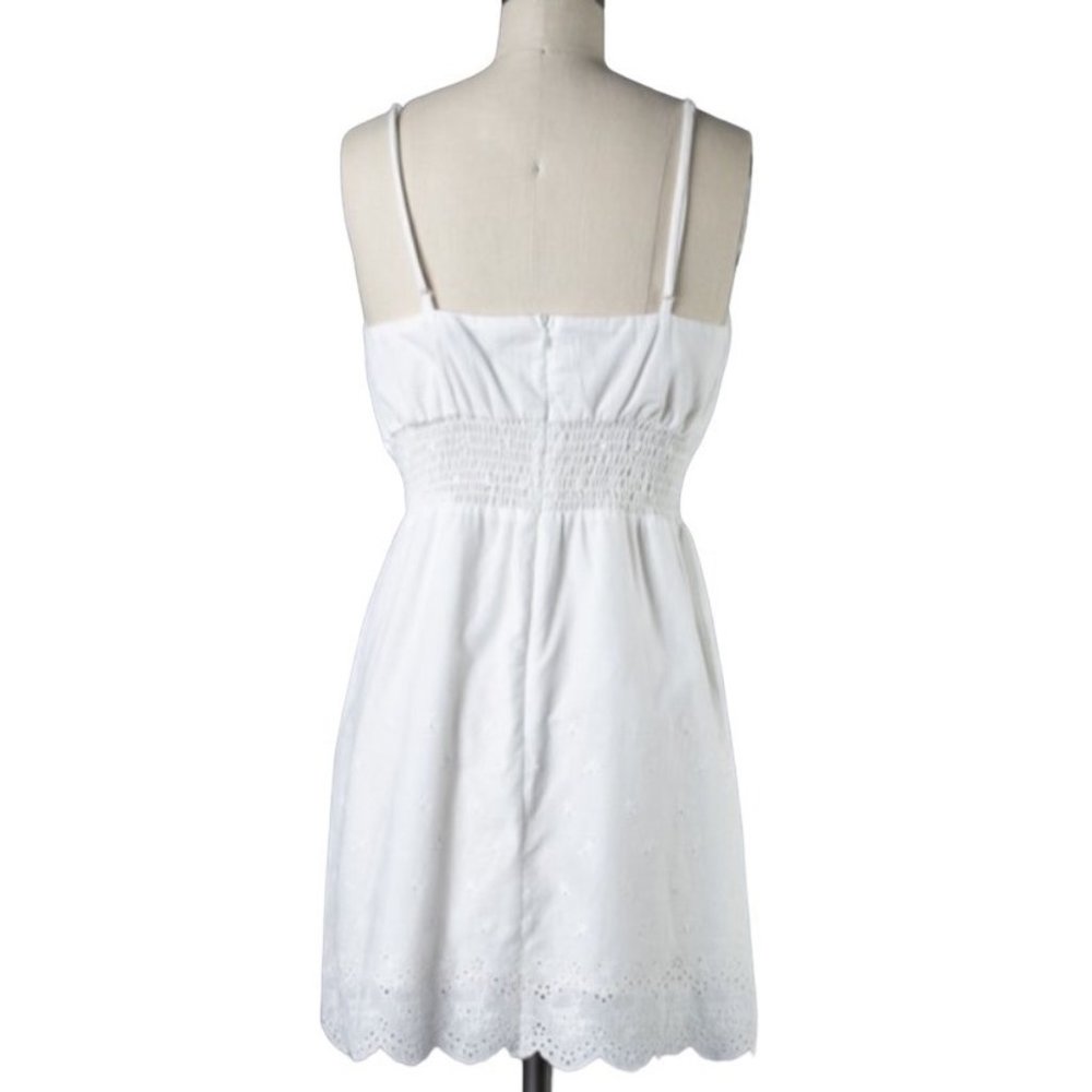 Emory Park Sleeveless Scalloped Hem Mini Dress White Size Large NWT - Picture 2 of 3